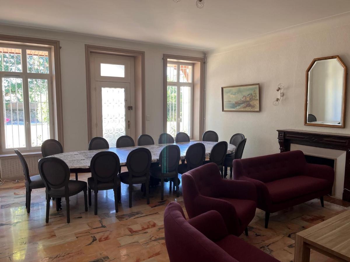 Domaine Clos Et Arbore De 3 Ha Avec Deux Maisons Lamothe-Montravel Екстериор снимка